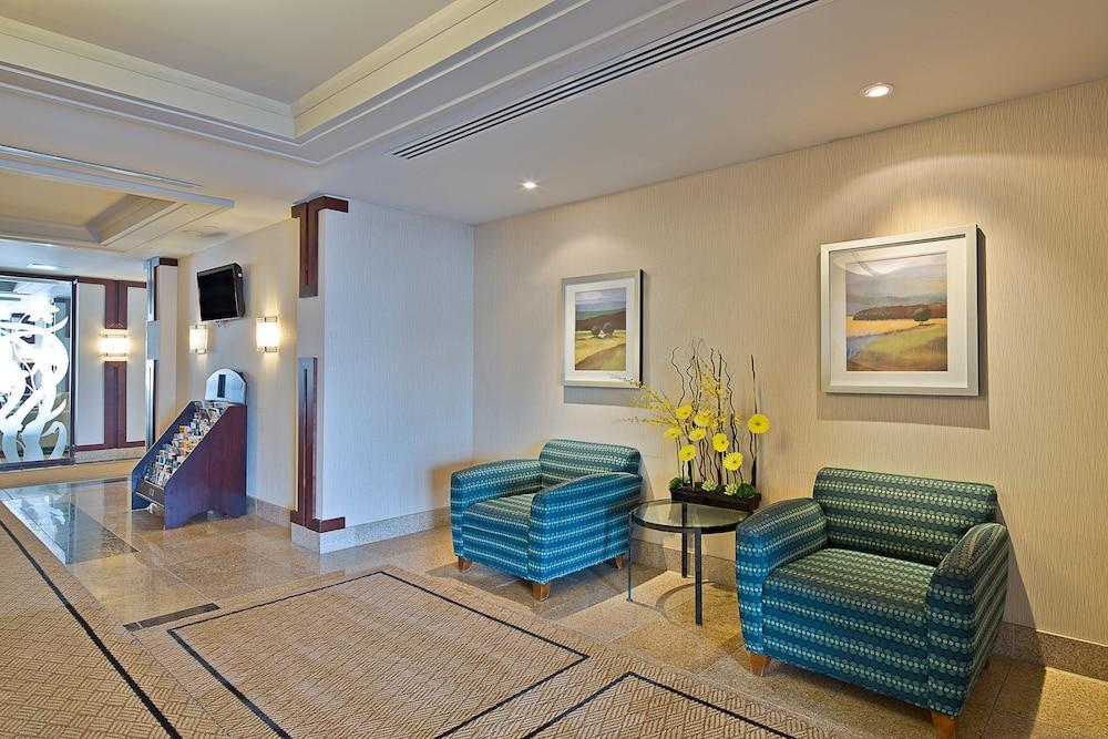Holiday Inn Express Hotel & Suites Ottawa Airport By Ihg Esterno foto